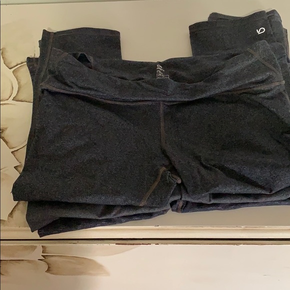 3pr capris - Picture 3 of 5